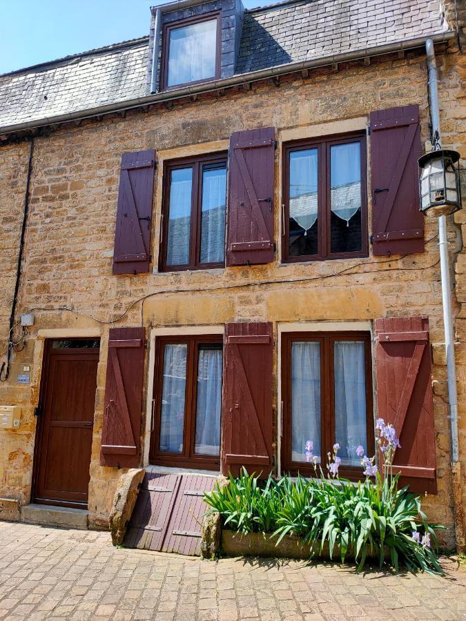 Le Rempart - 3 Etoiles - 6 Personnes - * Mouzon (Ardennes)